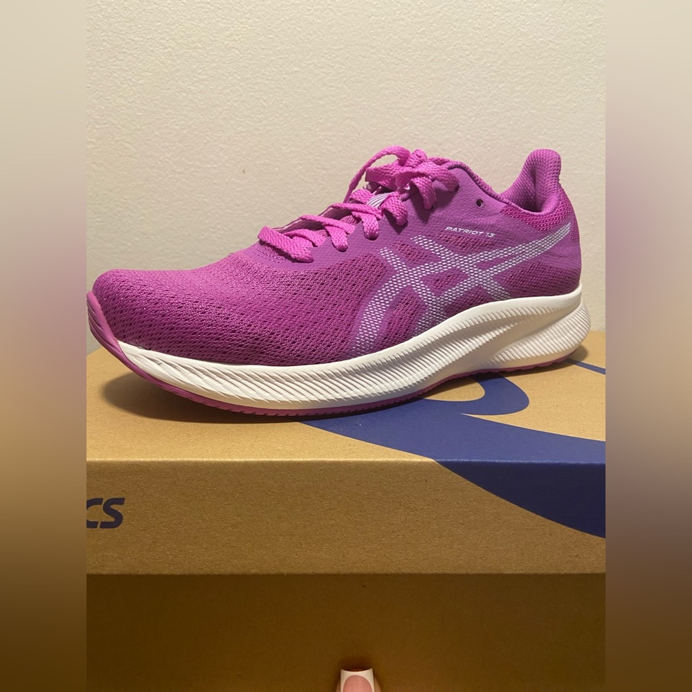 Womens Sneakers 💜